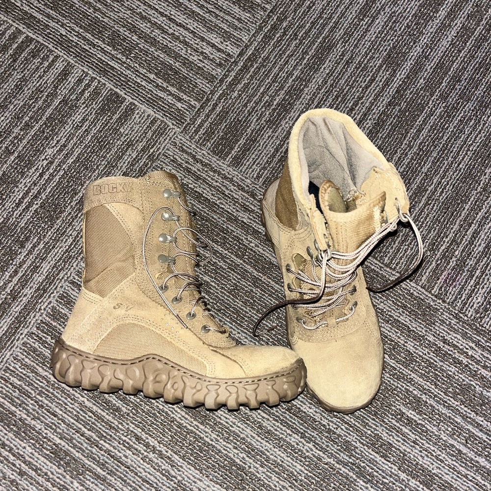 Rocky S2V Boots